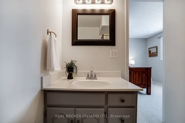 Additional image 19 of 24 Drakes Dr