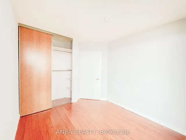 Additional image 34 of 300 Alton Towers Circ Unit 1601