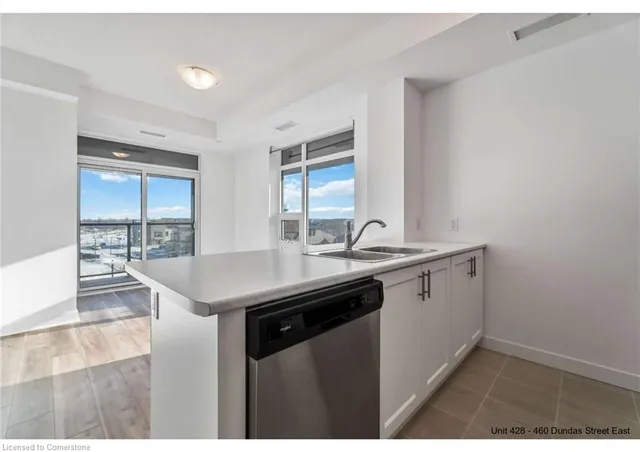 Additional image 22 of 460 Dundas St Unit 428