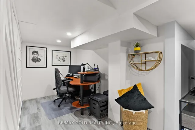 Additional image 45 of 7 Powell Dr