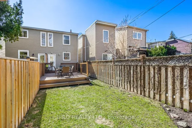 Additional image 31 of 22 Queensdale Ave