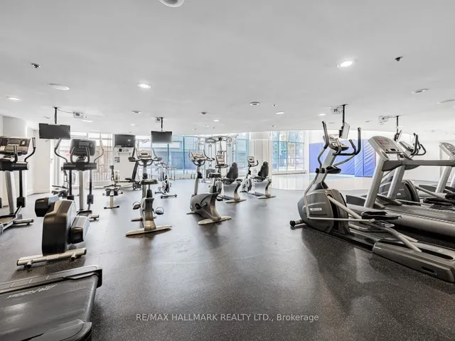 Additional image 21 of 323 Richmond St Unit 908