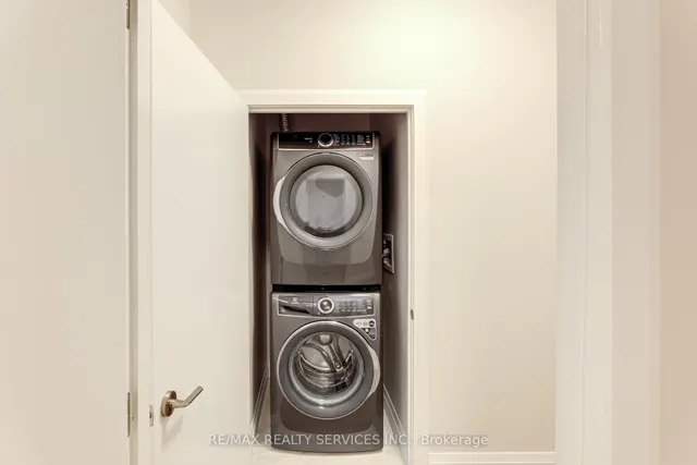 Additional image 37 of 30 DEAN PARK Rd Unit #10