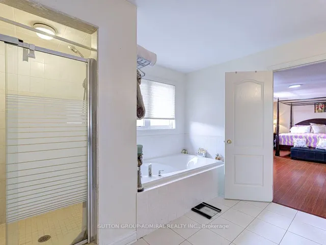 Additional image 33 of 14 Maple Valley St