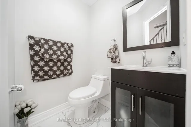 Additional image 33 of 167 Ecclestone Dr