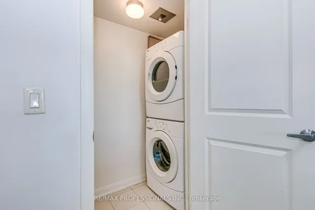 Additional image 37 of 215 Sherway Gardens Rd Unit 2001