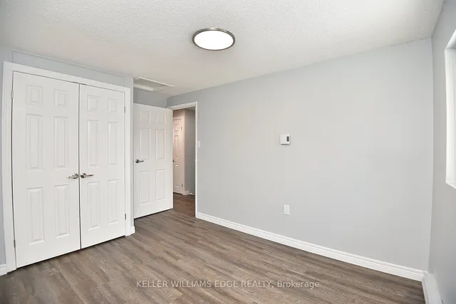 Additional image 30 of 16 Simcoe St