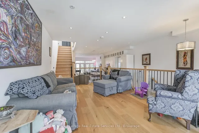 Additional image 14 of 176 Leyton Ave