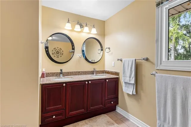 Additional image 24 of 8 Mill View St