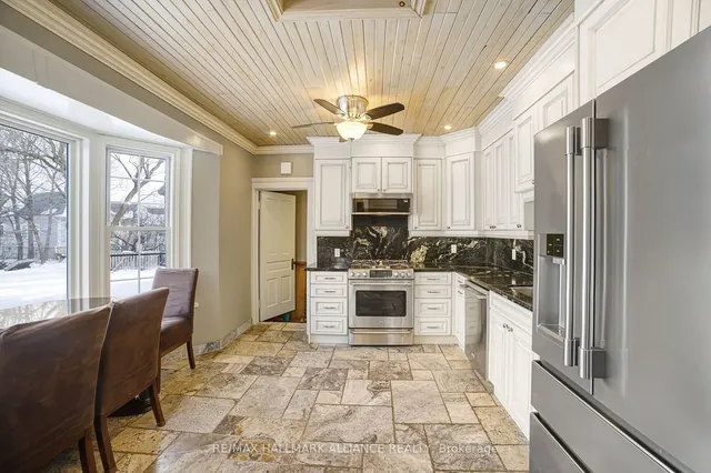 Additional image 17 of 39 Lakeview Dr