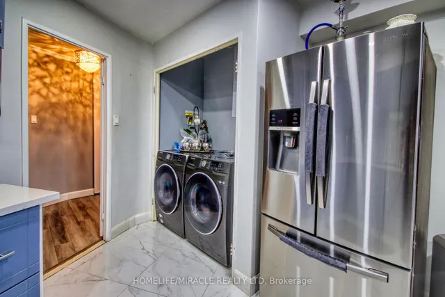 Additional image 3 of 150 Neptune Dr Unit Ph-2