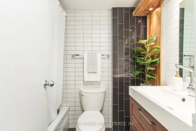 Additional image 14 of 30 Gloucester St Unit 609