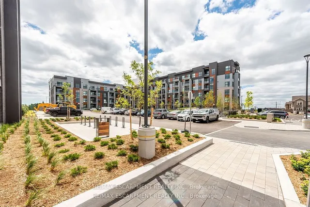 Additional image 37 of 50 Kaitting Tr Unit 303