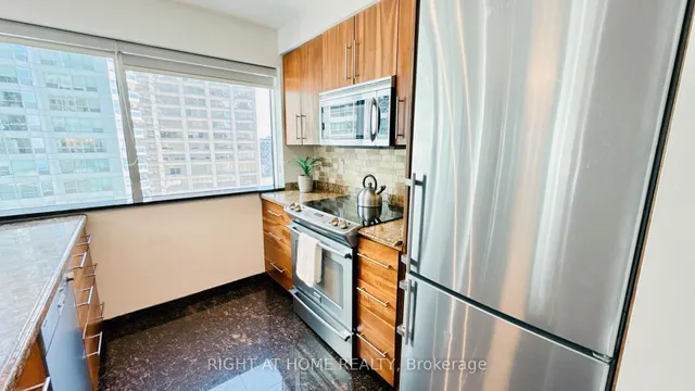 Additional image 6 of 10 Queens Quay Unit 1012