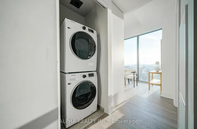 Additional image 11 of 8 Cumberland St Unit 3803