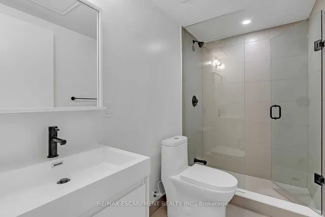 Additional image 13 of 2 Augusta Ave Unit 204