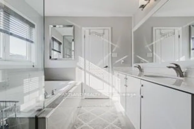 Additional image 27 of 40 ALDGATE Ave