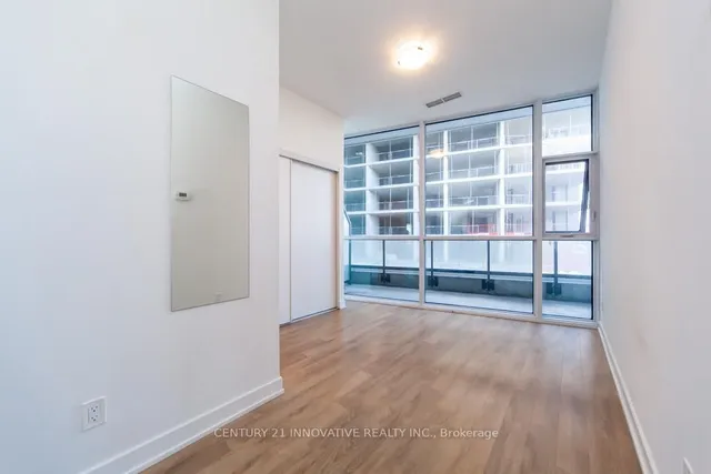 Additional image 18 of 50 Ordnance St Unit 307