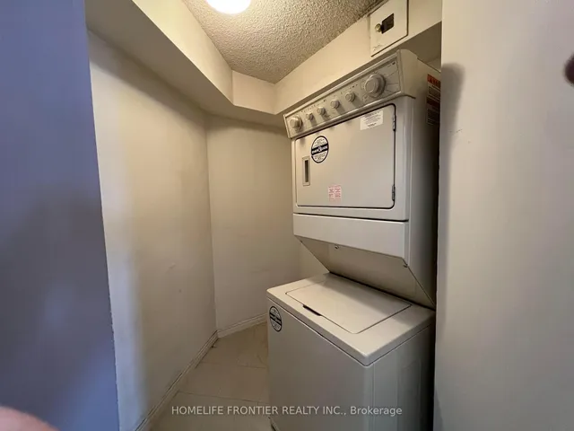 Additional image 18 of 7 Concorde Pl Unit 2603