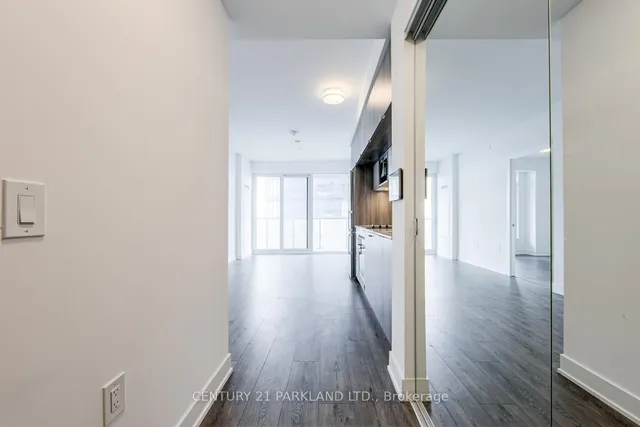 Additional image 7 of 575 Bloor St Unit 3206