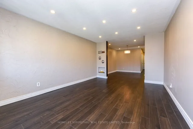 Additional image 12 of 3424 Laddie Cres