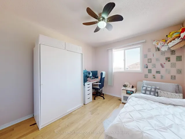 Additional image 31 of 4 Dunlop Crt