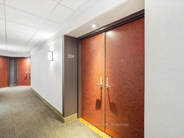 Additional image 5 of 55 Lombard St Unit 204