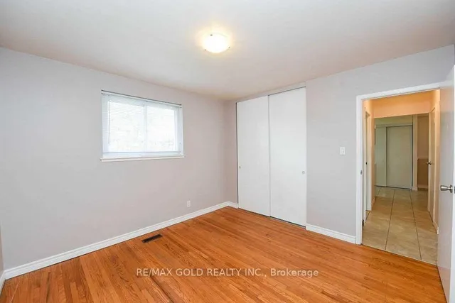 Additional image 6 of 3657 Woodruff Cres