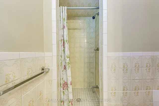 Additional image 34 of 2314 Sheppard Ave
