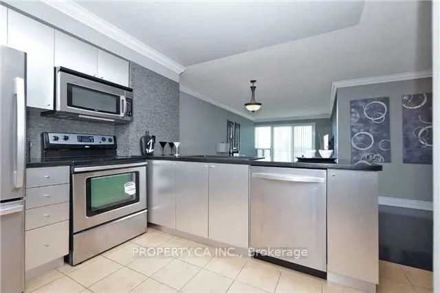 Additional image 3 of 410 Queens Quay N/A Unit 1417