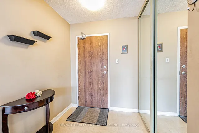 Additional image 5 of 1230 Marlborough Crt Unit 406