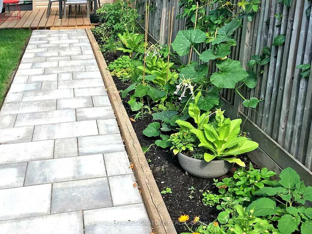 Additional image 33 of 18 Salem Ave