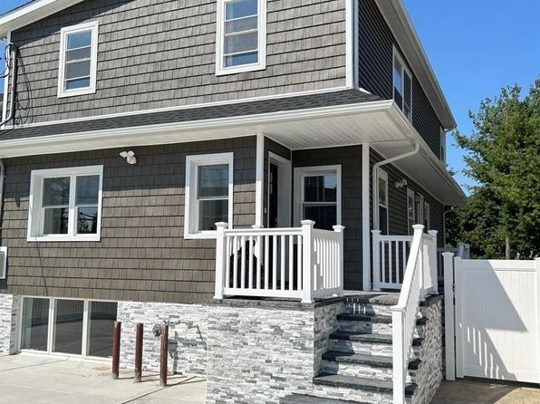 Primary image of 211 Sunnyside Road, Oceanside, NY 11572
