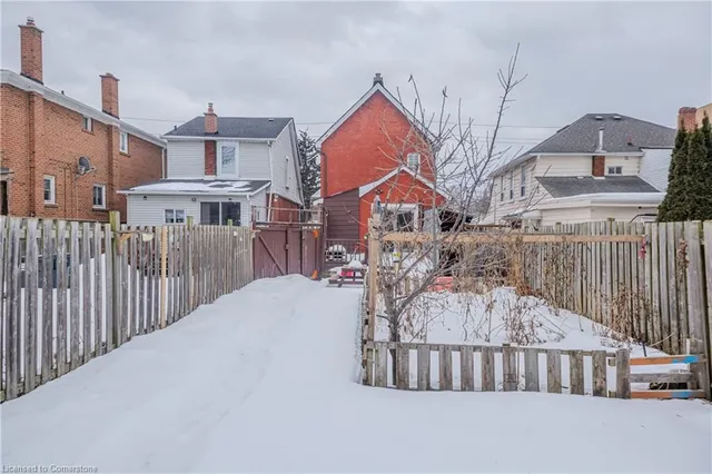 Additional image 14 of 24 Goldwin Ave