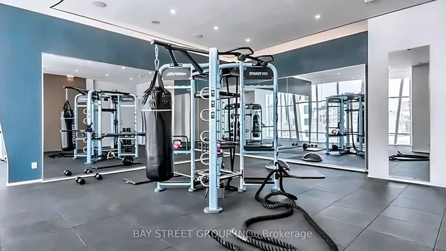 Additional image 5 of 1 Bloor St Unit 1605