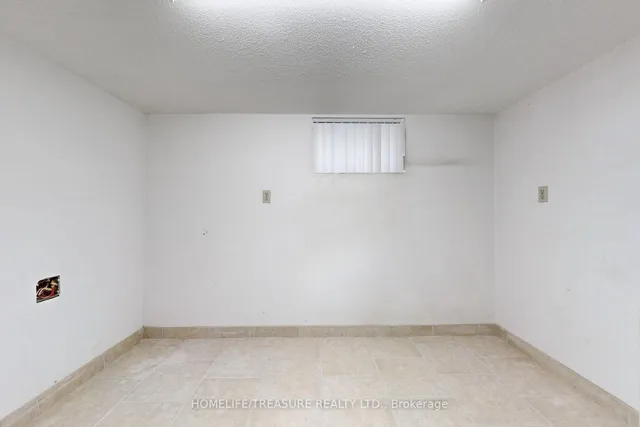 Additional image 30 of 44 Grandville Ave