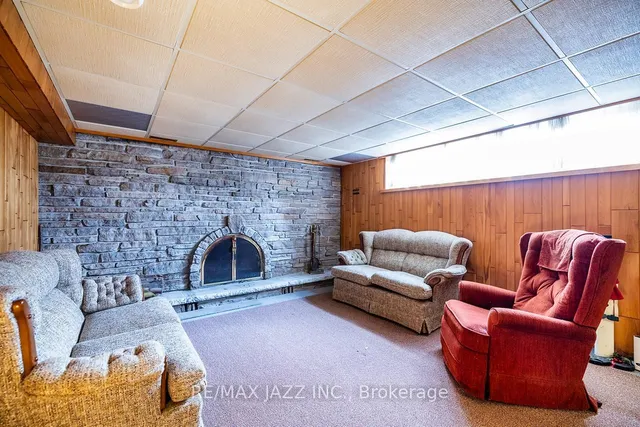 Additional image 30 of 16 Gloaming Dr