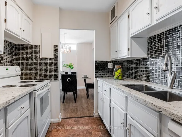 Additional image 12 of 3420 Eglinton Ave Unit 503