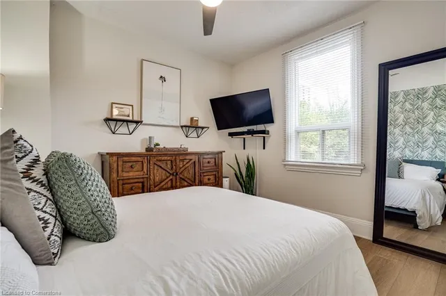 Additional image 4 of 44 Steven St