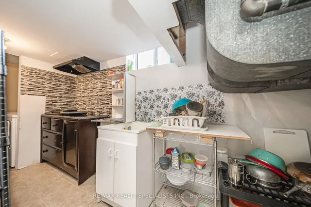 Additional image 37 of 158 Hickson Dr