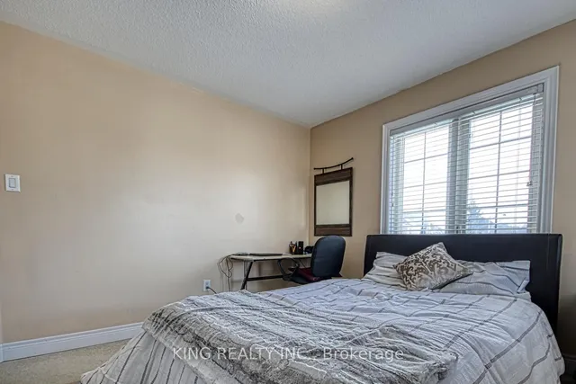 Additional image 30 of 3 Xavier Crt