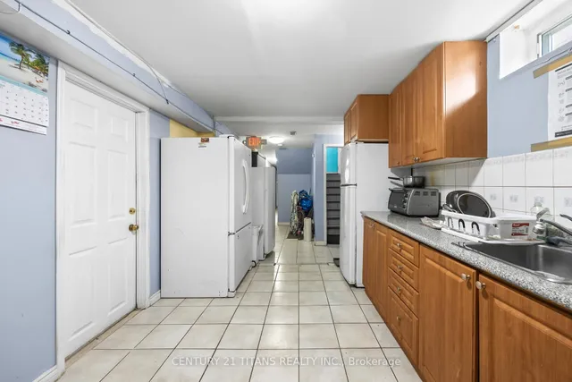 Additional image 34 of 111 Dolly Varden Blvd