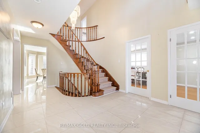 Additional image 10 of 26 Mossbank Dr