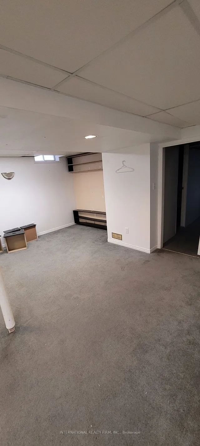 Additional image 26 of 27 Charcoal Dr