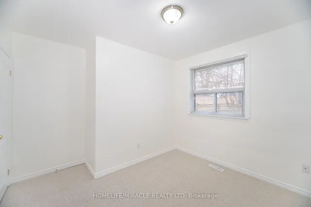 Additional image 11 of 18 Albion Cres