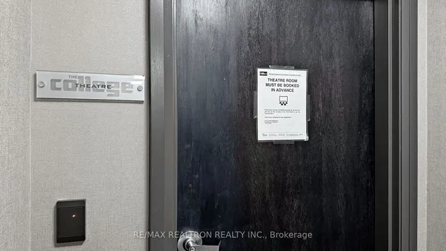 Additional image 33 of 297 College St Unit 815