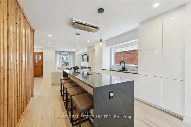 Additional image 12 of 140 Wolverleigh Blvd