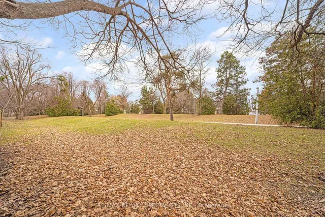 Additional image 50 of 26 Hercules Crt