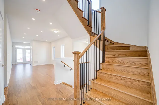 Additional image 10 of 27 Danielle Moore Circ