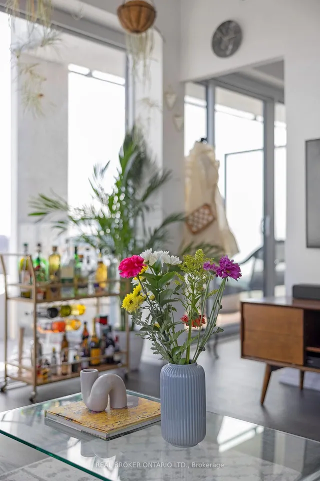 Additional image 4 of 5 Soudan Ave Unit 2004